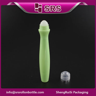 SRS প্যাকেজিং প্লাস্টিকের 15ml সবুজ রঙের PETG রোল প্লাস্টিকের বলের সাথে বোতলে